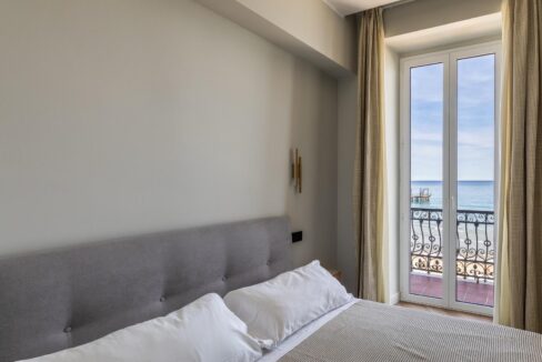 2e3fdc4b-b607-4113-9f24-7060eb243084