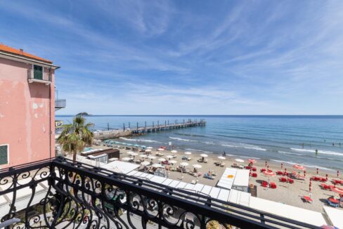 40a766c3-4d35-4b47-8d60-0fc2aba1b781