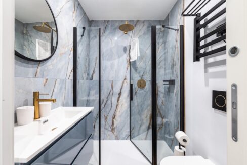 b8576cd8-1bb4-4c29-812e-5a70c6fd36a6