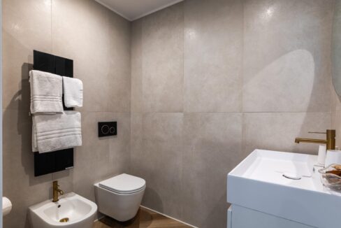 c1a1f8dd-25cc-4985-9ded-4e7d8599bc27