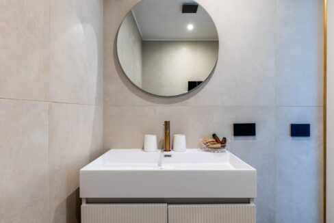 e43fba70-9503-4f27-8f0d-1af56d468689