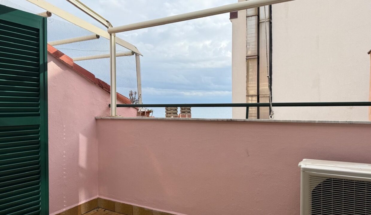 PHOTO-2025-10-24-10-08-14 8 - dimensioni grandi