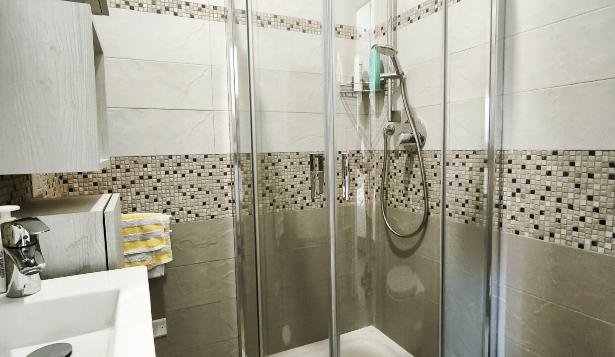 WhatsApp Image 2025-06-27 at 16.01.19